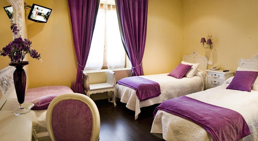 Отель Hotel San Antón Abad