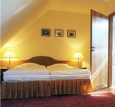 Отель Hotel Bielany