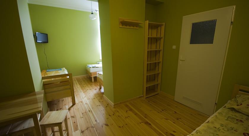 Отель Hotel Iskra
