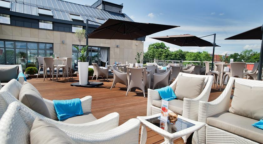 Отель Velvet Hotel & Restaurant