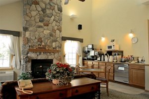 Отель Countryside Lodge Magnuson Hotel