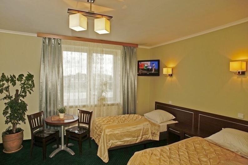 Отель Hotel Lotos