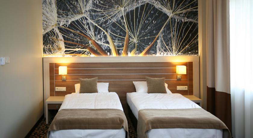 Отель Hotel Delfina