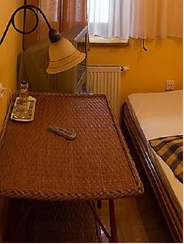 Отель Hotelik Senator