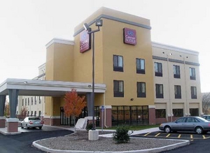 Отель Comfort Suites Southington