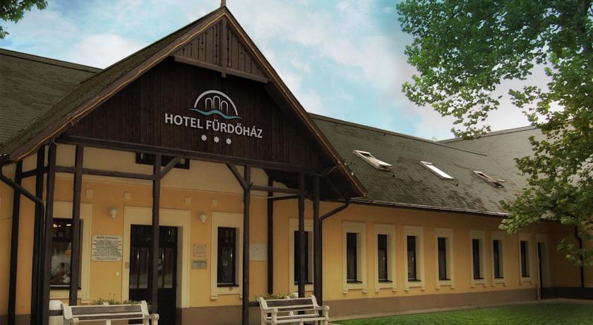 Отель Hotel Fürdőház