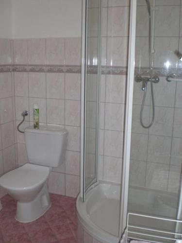 Апартаменты Bogoly Apartman