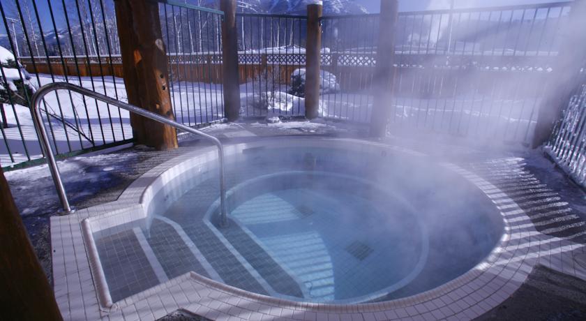 Отель Best Western PLUS Fernie Mountain Lodge