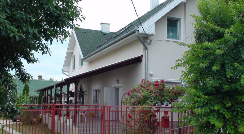 Berta Apartmanházak