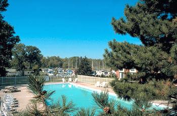 Отель Best Western Plus Guildwood Inn