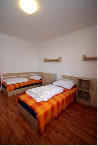 Мини-отель Soproni Egyetemi Diákhotel