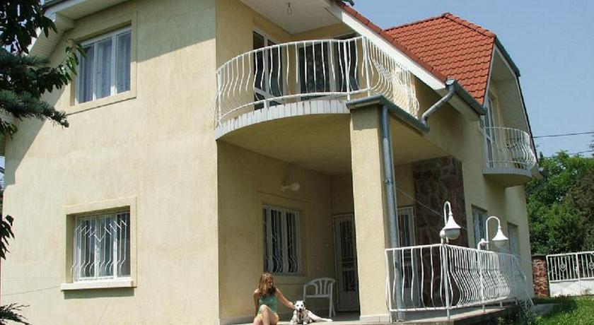Вилла Anna Villa
