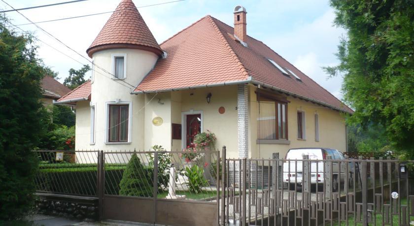 Апартаменты Jázmin Villa Apartman