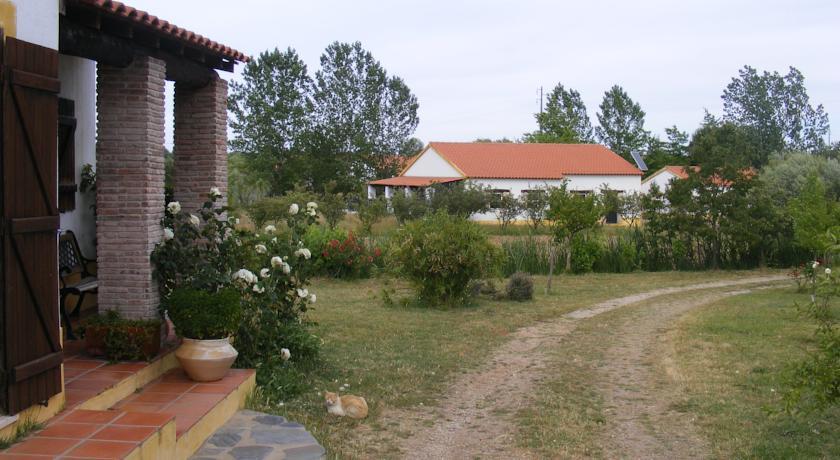 Отель Quinta dos Trevos