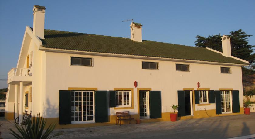 Гостевой дом Deluxe Surfhouse Algarve
