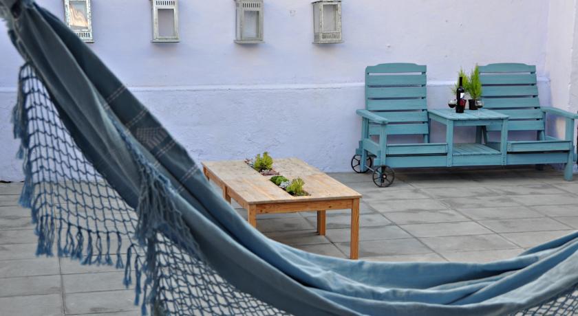 Хостел Aloha Beach House Hostel