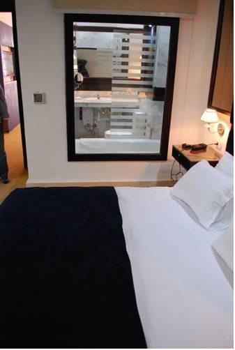Отель Spectra Inn Hotel