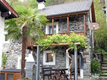 Апартаменты Holiday Home Casa Anna Agarone