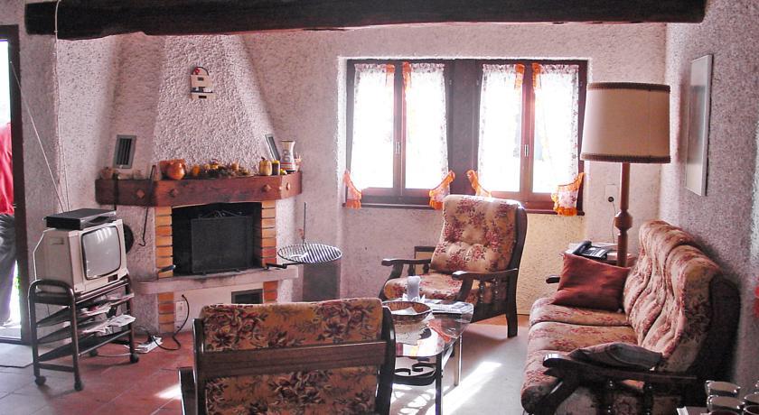 Апартаменты Holiday Home Marianne Aquila