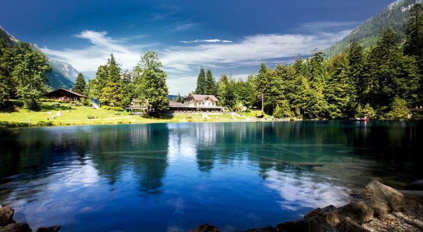 Отель Hotel Blausee