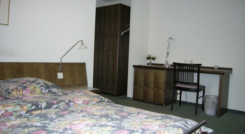 Отель Hotel Linde