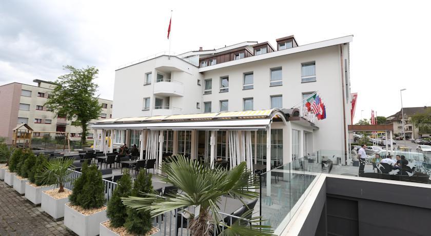 Отель Hotel Lux