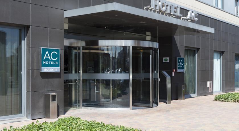 Отель AC Hotel Vicenza by Marriott