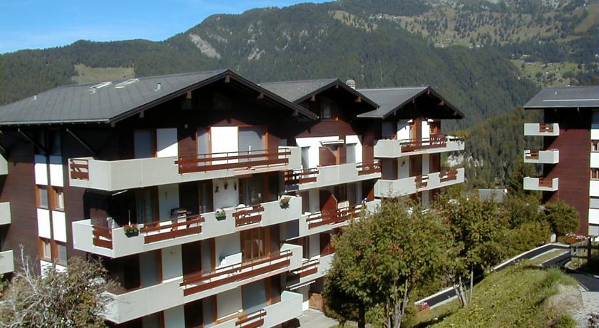 Отель Apartment Nevada II La Tzoumaz