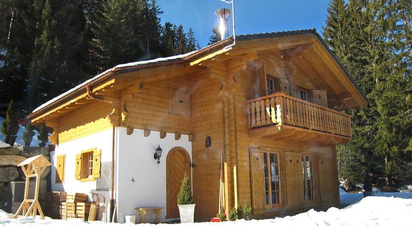 Апартаменты Holiday Home Mont-Rose La Tzoumaz