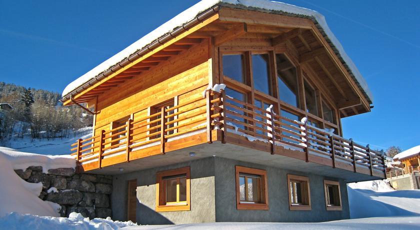 Апартаменты Holiday Home Tubber La Tzoumaz