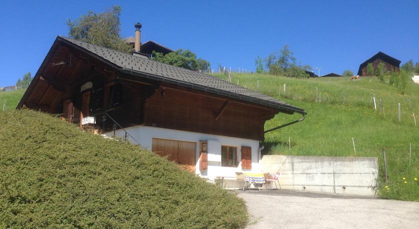Апартаменты Studio chalet du Bonheur