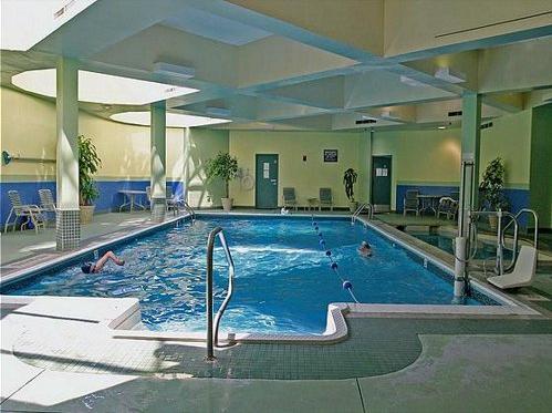 Отель Crowne Plaza Nashua