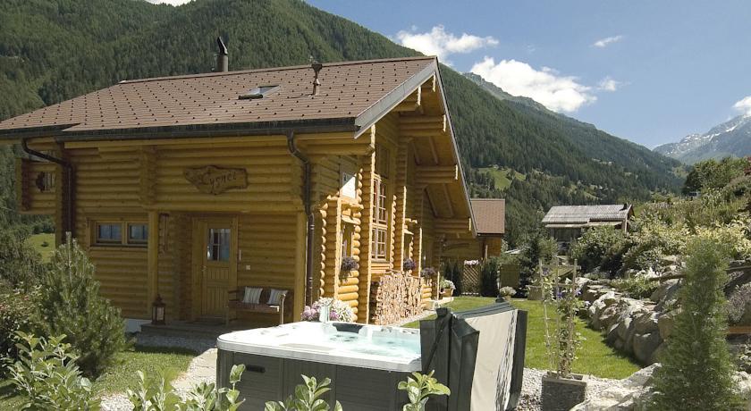 Отель Bed & Breakfast Chalet Cygnet