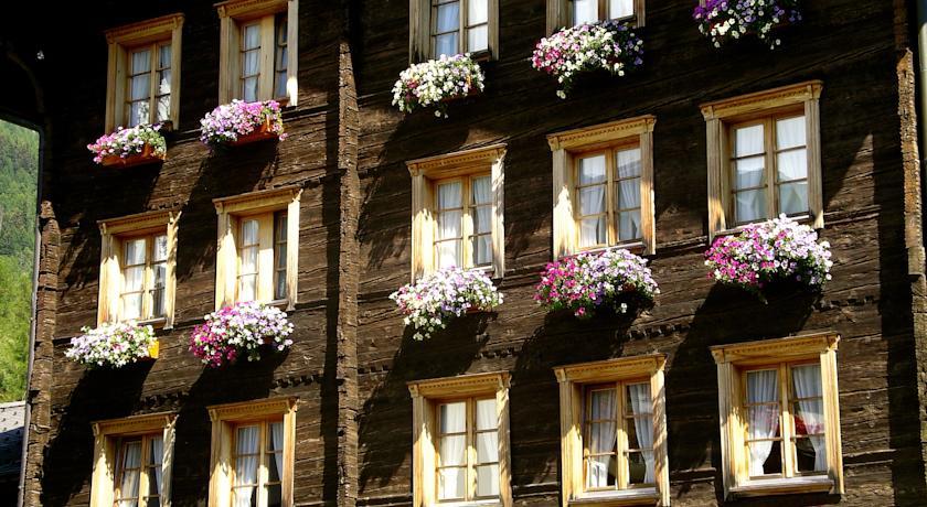 Отель Hotel Nufenen