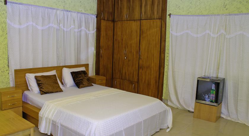Отель Big Apple Hotel