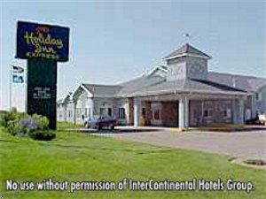Отель Holiday Inn Express ALLIANCE