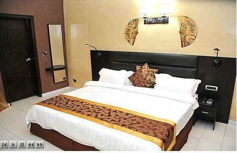 Отель Hotel le virage