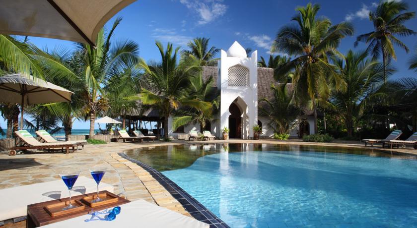 Отель Sultan Sands Island Resort