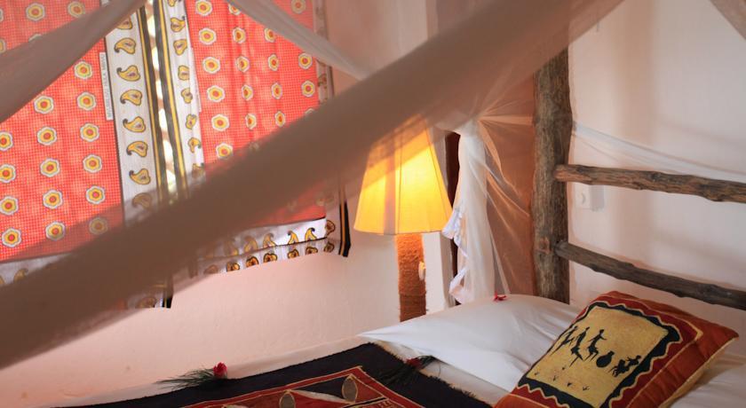Отель Kichanga Lodge