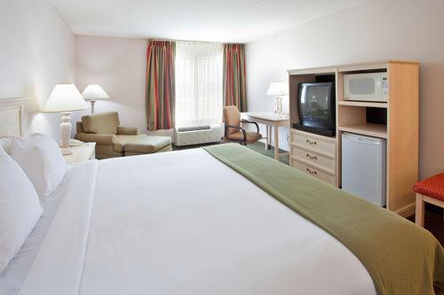 Отель Holiday Inn Express FREMONT