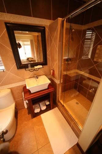 Гостевой дом Le Cozmo Guesthouse