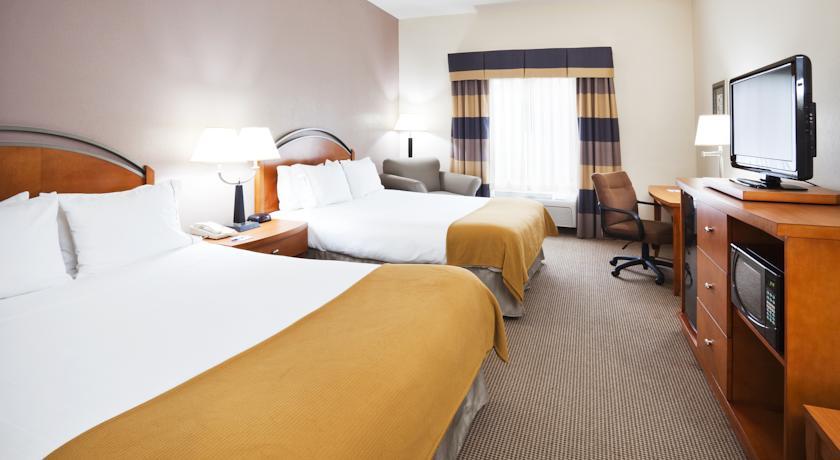 Отель Holiday Inn Express FOREST CITY
