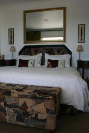 Отель Bloubergstrand Sunset Lodge