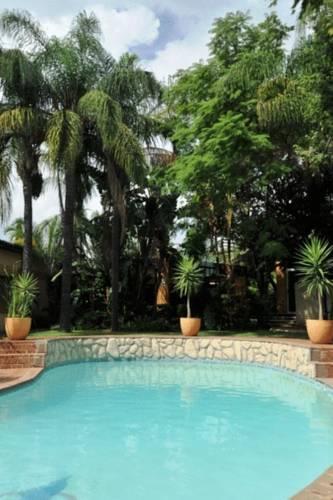 Отель Safari Lodge