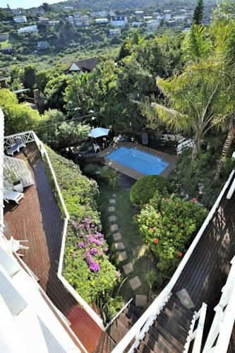 Апартаменты Brenton Beach House