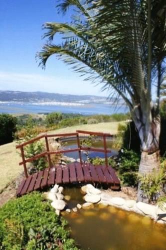 Апартаменты Brenton Hill Self Catering