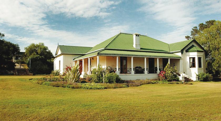 Отель Leeuwenbosch Country House and Shearers Lodge