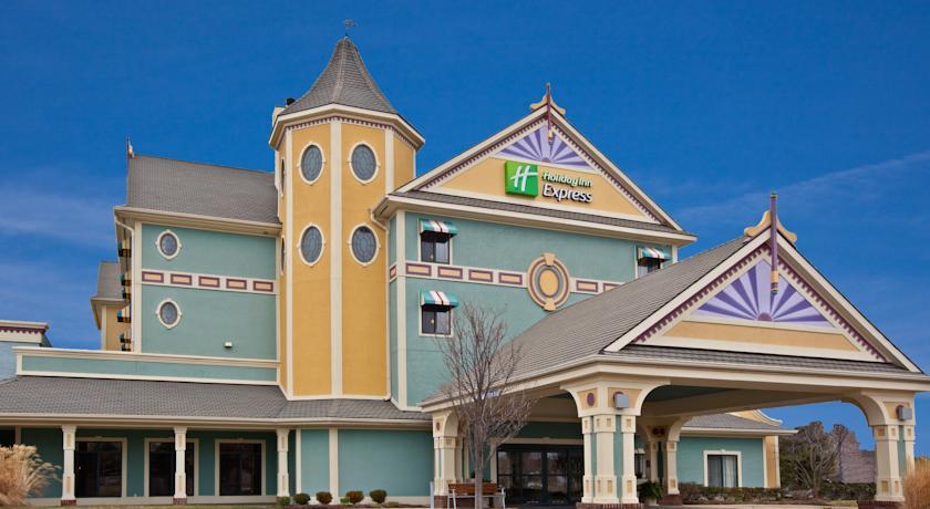 Отель Holiday Inn Express HOLLAND