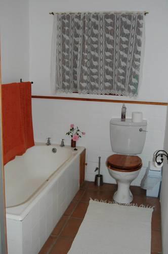 Отель Ballot's House Guest Lodge