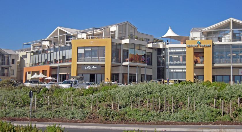 Апартаменты Seaside Village
